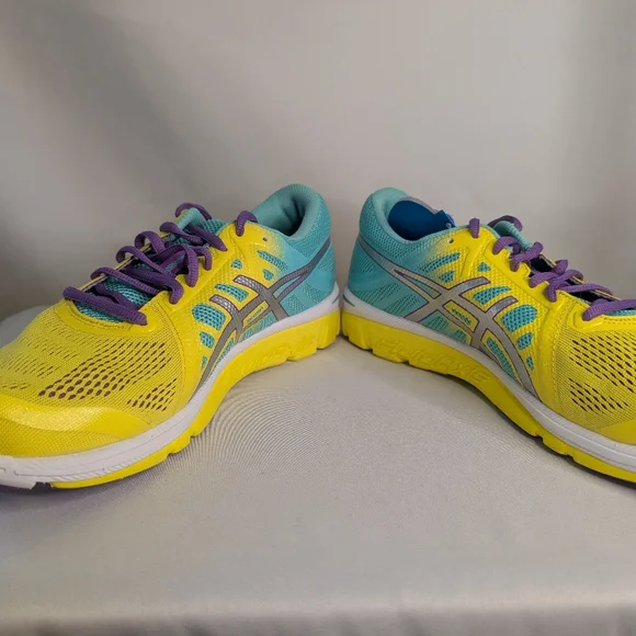 NIB Asics Gel-Electro33 Women's Size 11 Yellow and Teal Running Shoes - Picture 4 of 8